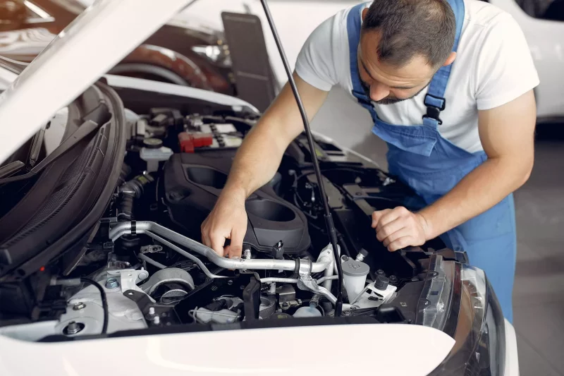 <em>Avocat expert</em> Réparation du véhicule <em>en garage automobile</em>